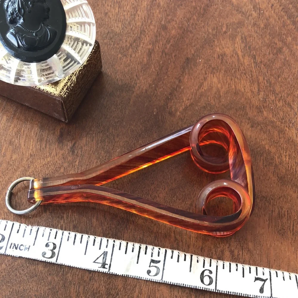 Lucite Handle - Picture 5 of 9